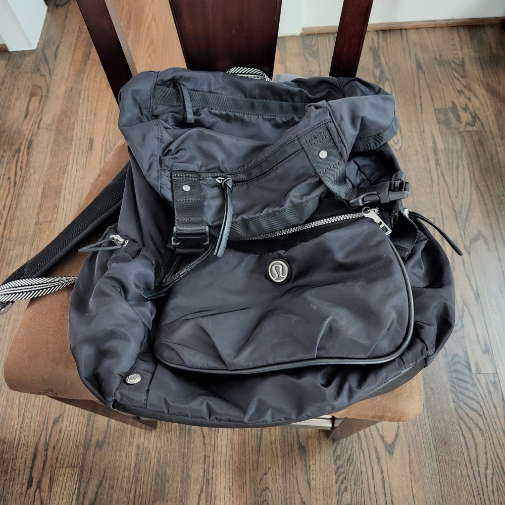 Lululemon Traveling Yogini Rucksack